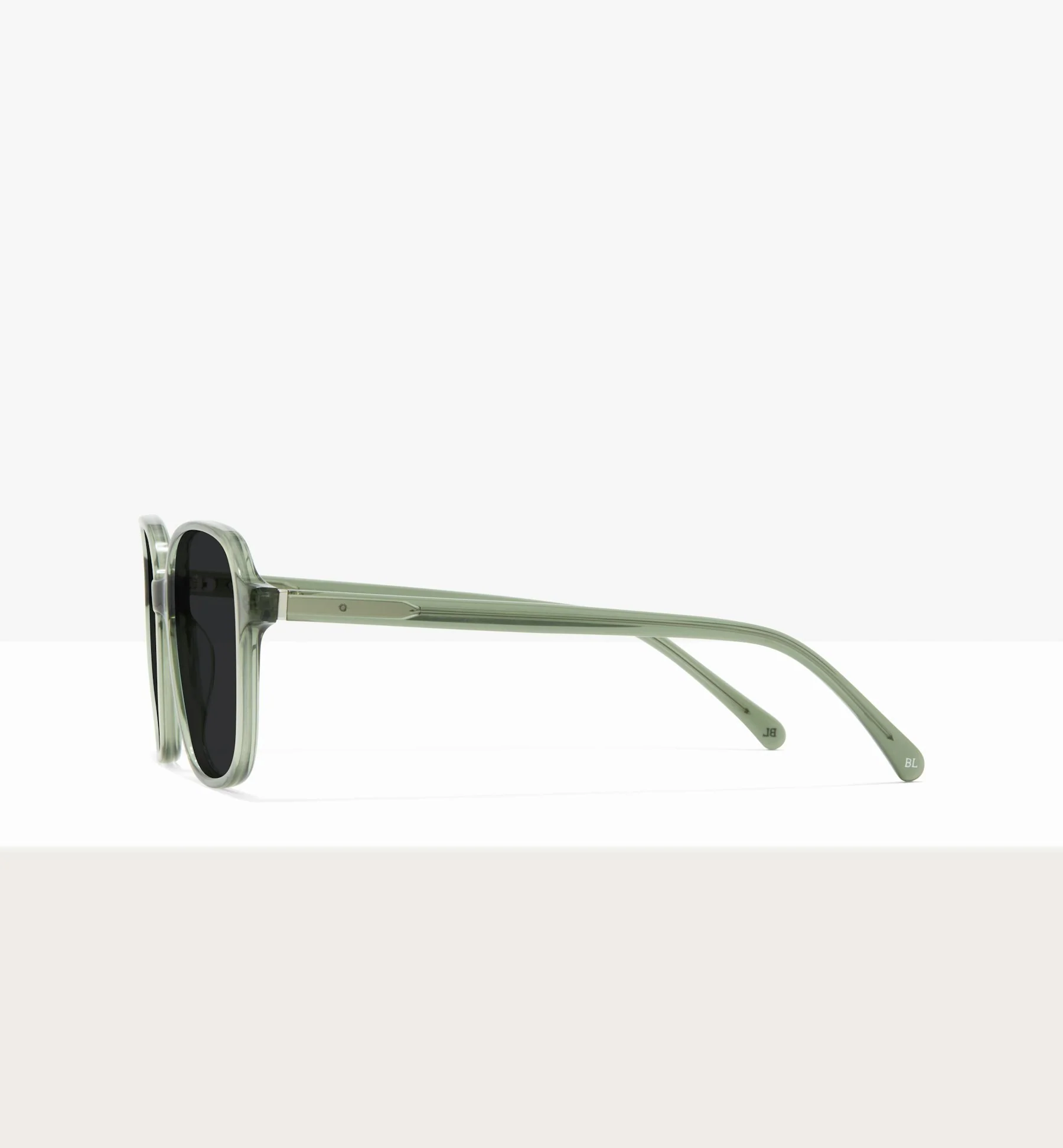 Suri - Image 10